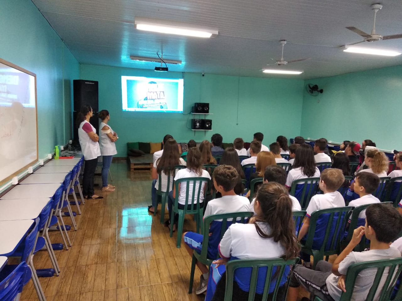 A Secretaria de Estado da Educação e do Esporte (Seed), em parceria com a Secretaria da Saúde do Estado do Paraná (Sesa), vem realizando ações contra a dengue, com objetivo de esclarecer e divulgar medidas preventivas no combate à doença.