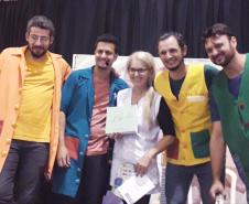 No dia 23 de abril de 2019, o grupo Parabolé Educação e Cultura, de Curitiba, esteve no Colégio Estadual Professor Agostinho Pereira, nos períodos da manhã e tarde com o espetáculo Linguagem e Arte! Concertos Didáticos da Música Brasileira, para os alunos do 6º ao 9º Ano.
