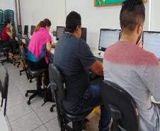 O CEEBJA de Pato Branco realizou no dia 30 de abril de 2019, nos turnos manhã, tarde e noite, a  2ª Etapa dos Exames On Line - Ensino Fundamental contemplando as disciplinas de Língua Portuguesa e Redação,  Matemática, História, Geografia, Educação Física e Arte. 