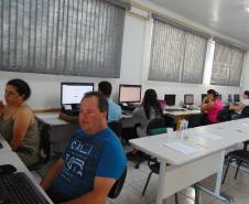 O CEEBJA de Pato Branco realizou no dia 30 de abril de 2019, nos turnos manhã, tarde e noite, a  2ª Etapa dos Exames On Line - Ensino Fundamental contemplando as disciplinas de Língua Portuguesa e Redação,  Matemática, História, Geografia, Educação Física e Arte. 