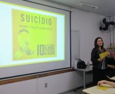 O CEEBJA de Pato Branco recebeu na noite de 25 de setembro de 2019, a Psicóloga Eliza Penachi, representando o CAPS II, Centro de Atenção Psicossocial desse município para ministrar uma palestra para alunos e professores.