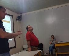  No dia 4 de outubro de 2019, nas dependências do Colégio Estadual La Salle – EFM, no Município de Pato Branco – PR, foi promovido pelo Núcleo Regional de Educação de Pato Branco, uma reunião técnica com a presença dos Diretores e Secretários das Instituições de Ensino da Rede Estadual, das Apaes e das Instituições de Ensino Particulares e dos Documentadores, assim como, Secretários(as) Municipais de Educação.