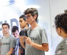 Alunos do Colégio Estadual de Pato Branco (PREMEN), do Curso Técnico em Informática Integrado (2º ano) participaram da Inventum 2019, através do Hackathon  na FADEP .
Foram 24 horas de imersão visando a criação de soluções inovadoras voltadas à qualidade de vida da terceira idade. Na ocasião, apresentaram quatro propostas de plataformas digitais voltadas aos idosos.
