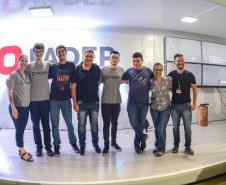 Alunos do Colégio Estadual de Pato Branco (PREMEN), do Curso Técnico em Informática Integrado (2º ano) participaram da Inventum 2019, através do Hackathon  na FADEP .
Foram 24 horas de imersão visando a criação de soluções inovadoras voltadas à qualidade de vida da terceira idade. Na ocasião, apresentaram quatro propostas de plataformas digitais voltadas aos idosos.
