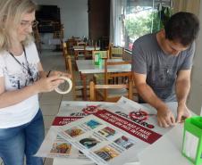 A Secretaria de Estado da Educação e do Esporte (Seed), em parceria com a Secretaria da Saúde do Estado do Paraná (Sesa), vem realizando ações contra a dengue, com objetivo de esclarecer e divulgar medidas preventivas no combate à doença.