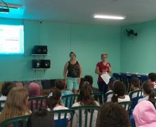 A Secretaria de Estado da Educação e do Esporte (Seed), em parceria com a Secretaria da Saúde do Estado do Paraná (Sesa), vem realizando ações contra a dengue, com objetivo de esclarecer e divulgar medidas preventivas no combate à doença.
