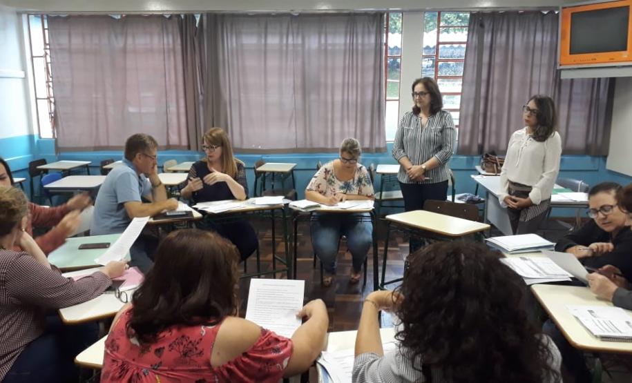 REUNIÃO PARA SOCIALIZAÇÃO  E ANÁLISE DO PLANO DE AÇÃO DAS ESCOLAS O NRE de Pato Branco realizou nos dias 07 e 08 de março de 2019, no Colégio Estadual Castro Alves, no Município de Pato Branco, Reunião para Socialização e Análise do Plano de Ação das Escolas.
