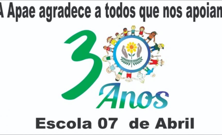 30 ANOS DA APAE DE VITORINO A APAE de Vitorino vem a público agradecer a todos que de alguma forma colaboraram para que as comemorações dos 30 anos acontecessem.