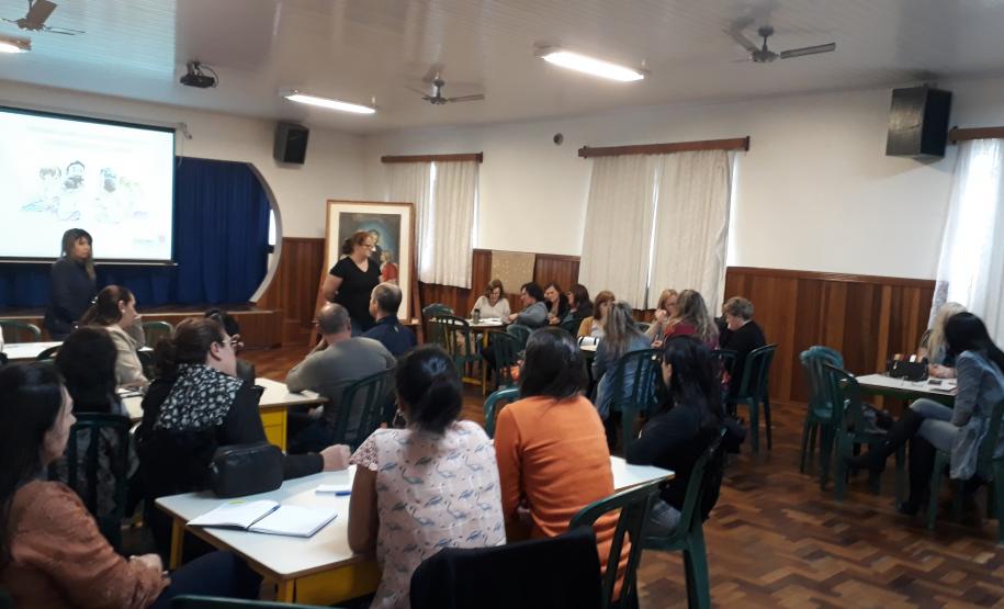 II ENCONTRO FORMATIVO DAS EQUIPES GESTORAS O Núcleo Regional de Educação de Pato Branco realizou nos dias 13, 14 e 17 de maio, no auditório do Colégio La Salle, o II Encontro Formativo das Equipes Gestoras, com a participação dos Gestores e Pedagogos das instituições de ensino da Rede Estadual.