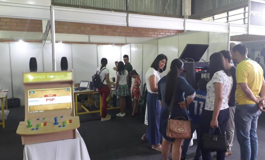 INVENTUM 2019, A MAIOR FEIRA DE CIÊNCIA,  TECNOLOGIA E INOVAÇÃO DO PARANÁ Entre os dias 08 e 13 de novembro de 2019, Pato Branco foi palco da IV edição da maior feira de Ciência, Tecnologia e Inovação do Paraná, a Inventum, no Parque de Exposições.