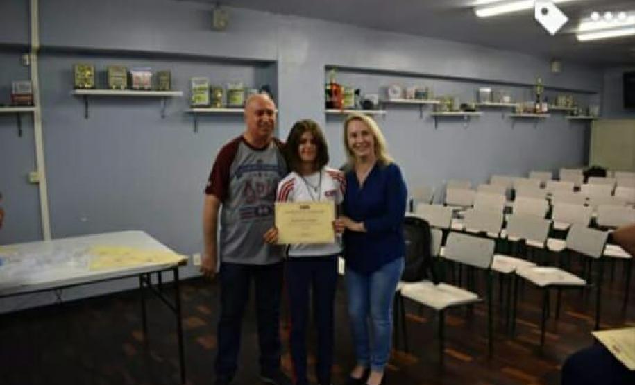 Foi realizada no dia 26 de novembro de 2019, no Colégio Estadual de Pato Branco (Premen), a entrega dos certificados e a premiação para os alunos que participaram das competições da Inventum 2019:  Hackthon, Cosplay, Corrida Maluca, Copa DONM de Drone, e da Bienal Pública! Pato Branco – Gibikids na Escola.