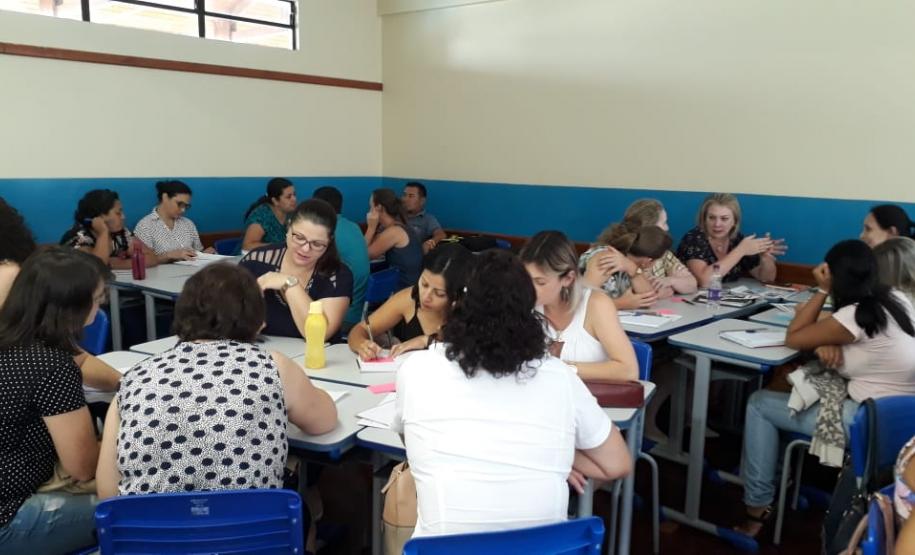 No dia 28 de janeiro de 2020, a Equipe de Ensino do Núcleo Regional de Educação de Pato Branco promoveu encontro com Diretores, Diretores Auxiliares e Pedagogos das instituições de ensino da rede estadual, no Colégio Estadual Professor Agostinho Pereira.