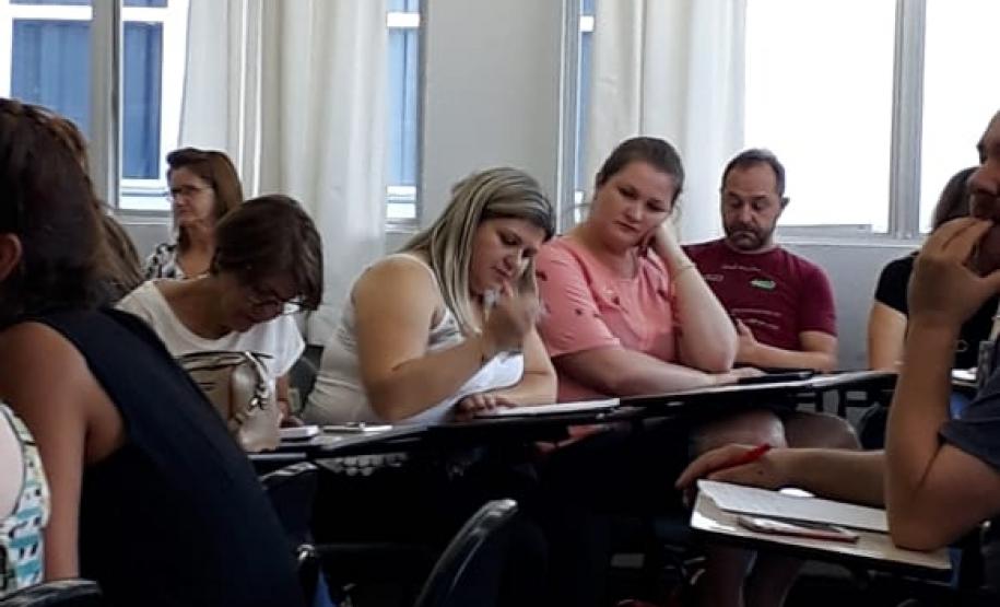 As Equipes Gestoras das Instituições Estaduais de Ensino do Núcleo Regional de Educação de Pato Branco estiveram reunidas no I Encontro Formativo, formação continuada que foi realizada dia 12 de março de 2020, em Pato Branco.