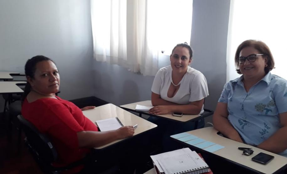 As Equipes Gestoras das Instituições Estaduais de Ensino do Núcleo Regional de Educação de Pato Branco estiveram reunidas no I Encontro Formativo, formação continuada que foi realizada dia 12 de março de 2020, em Pato Branco.